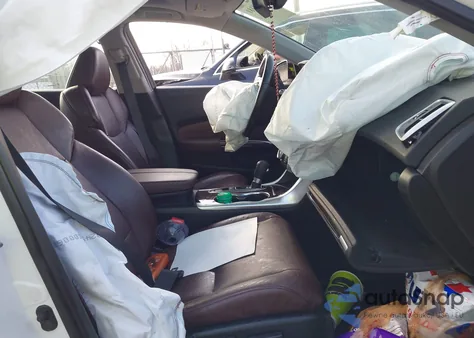 2015 Acura Tlx Tech z USA, uszkodzony, nr VIN 19UUB1F53FA006528